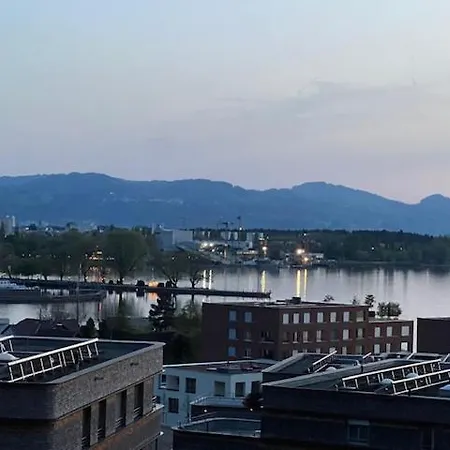 Lakeview Bodensee Apartment, Bregenz, Austria شقة