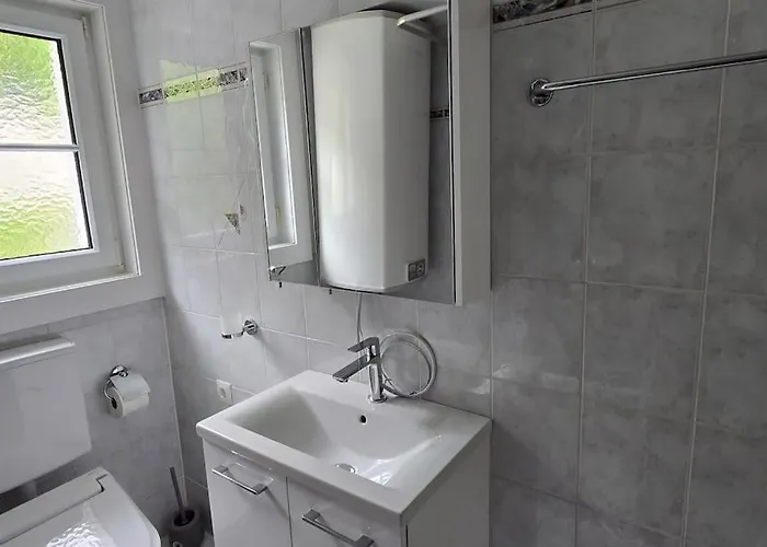 Lakeview Bodensee Apartment, Bregenz, Austria