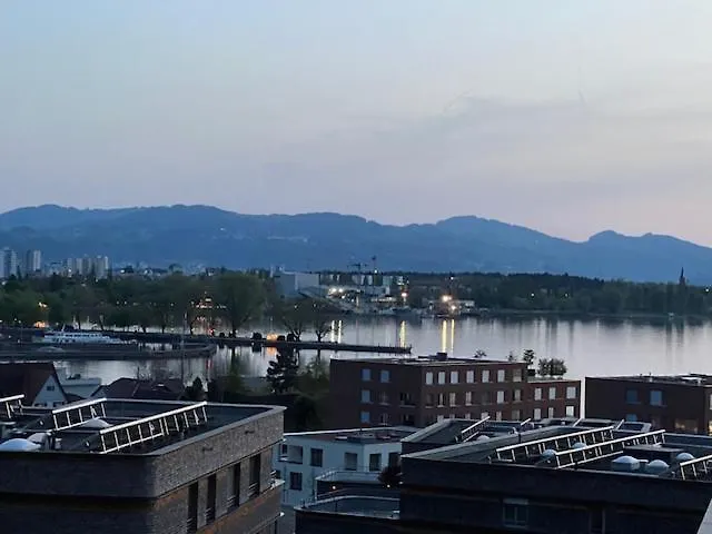 Lakeview Bodensee Apartment, Bregenz, Austria Appartement